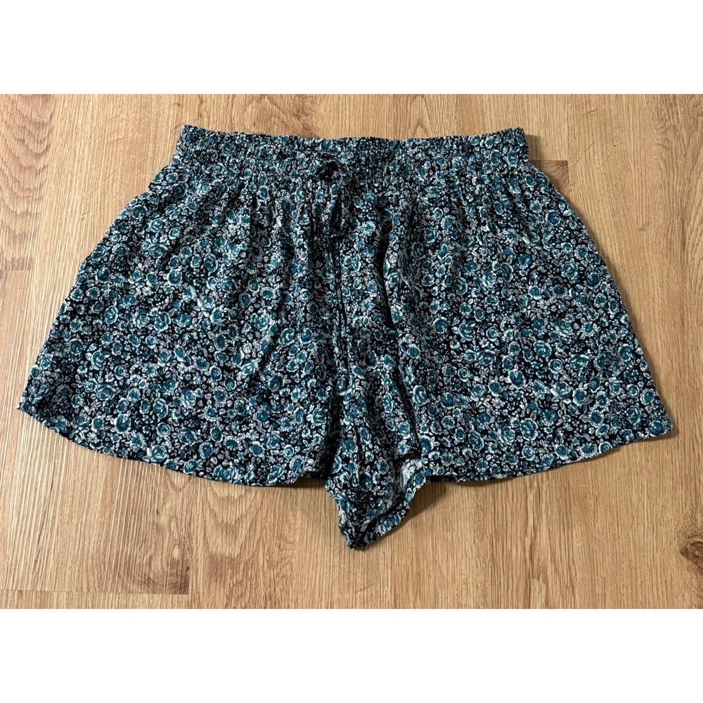 NWT American Eagle Floral Shorts Blue Black White Elastic Tie Waist Size M Flowy